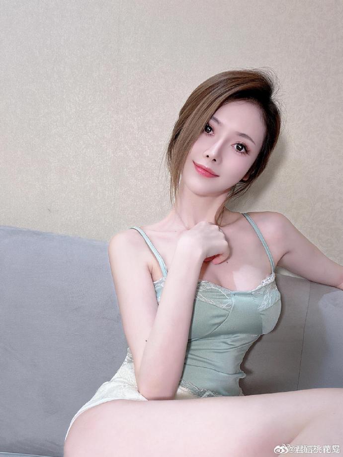 夏洛特烦恼 封面